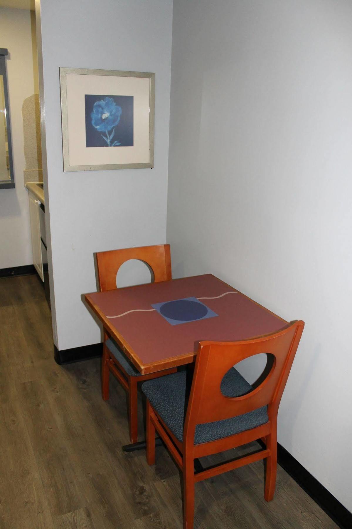 Budgetel Inn And Suites Atlanta Midtown מראה חיצוני תמונה