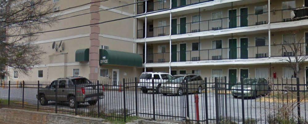 Budgetel Inn And Suites Atlanta Midtown מראה חיצוני תמונה