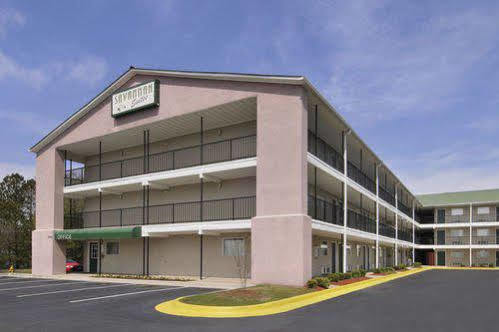 Budgetel Inn And Suites Atlanta Midtown מראה חיצוני תמונה